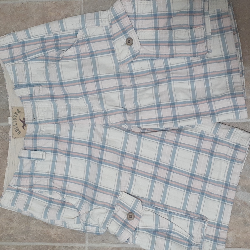 Hollister Men's Plaid Cargo Shorts Size 31